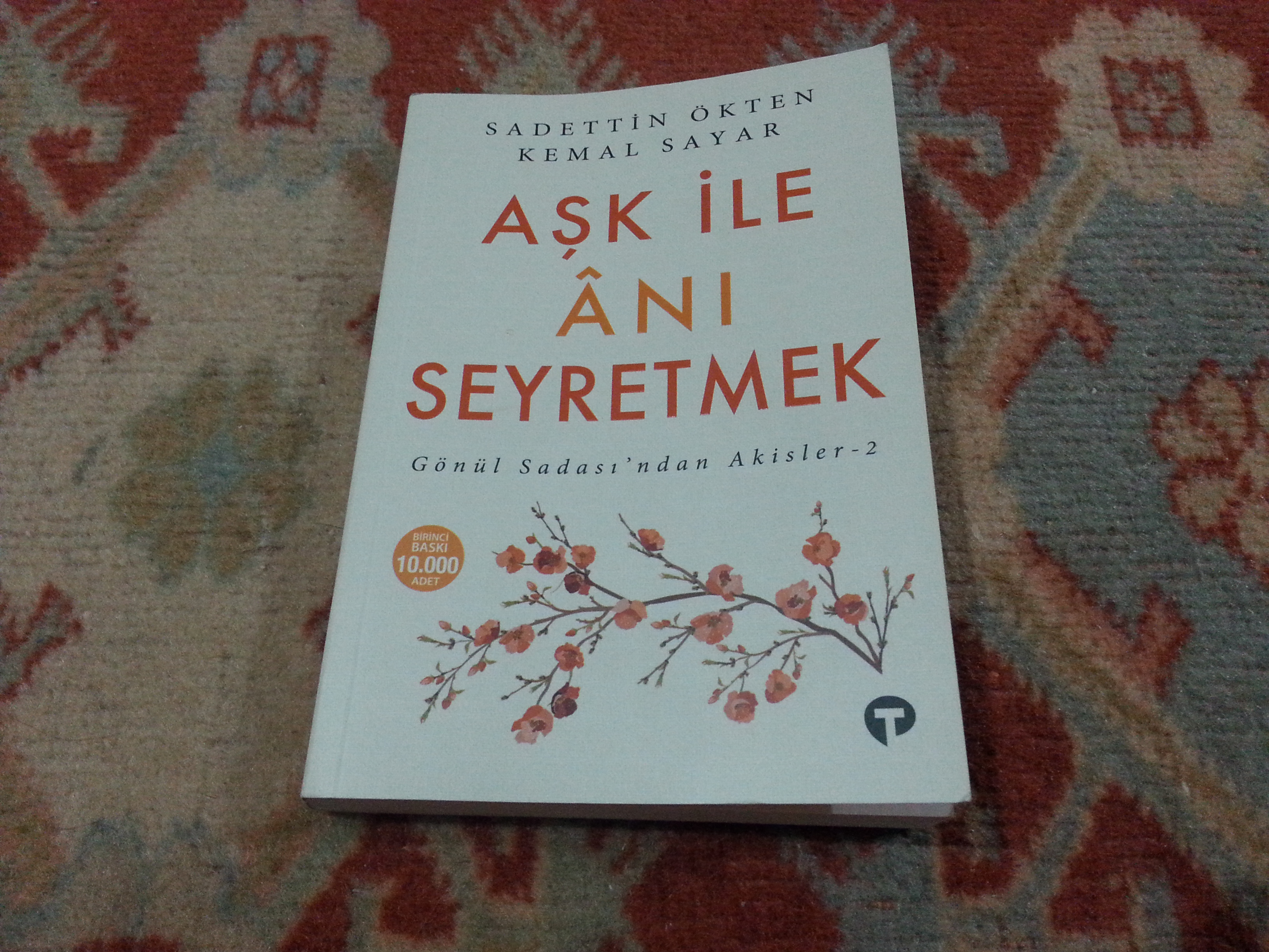 Aşk İle Ânı Seyretmek